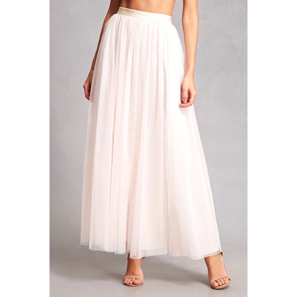 Bloomingdales Tulle Maxi Skirt